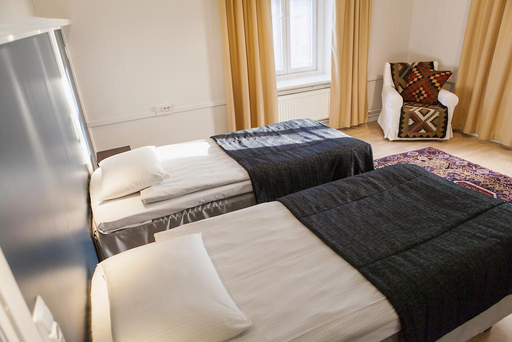 Hotelli Ville Apartment Tammerfors Rum bild