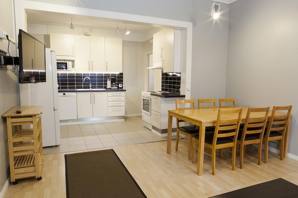 Hotelli Ville Apartment Tammerfors Rum bild